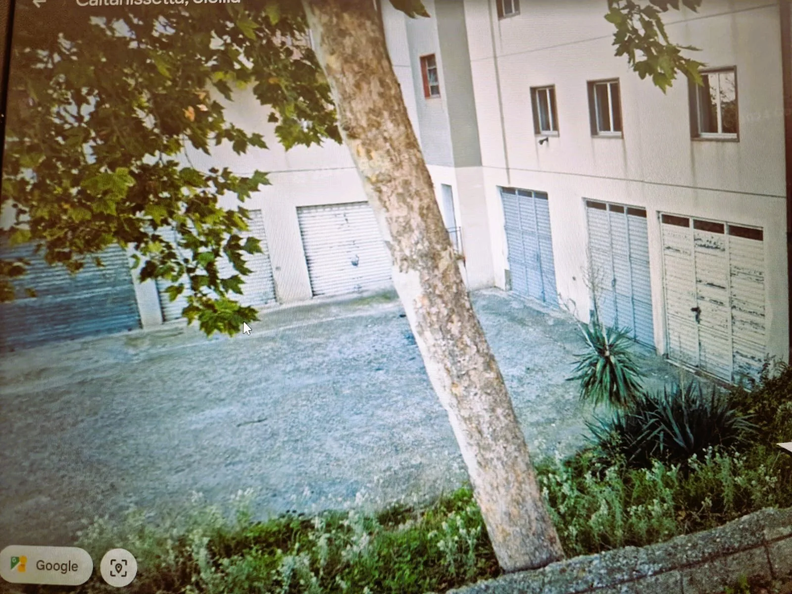 Garage in vendita di 160 mq